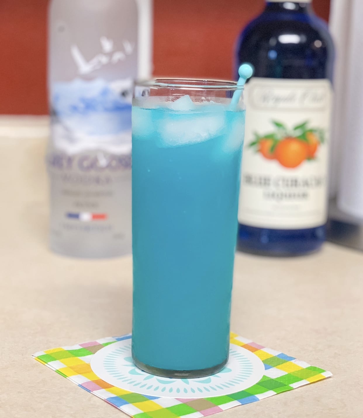 How To Make a Blue Lagoon