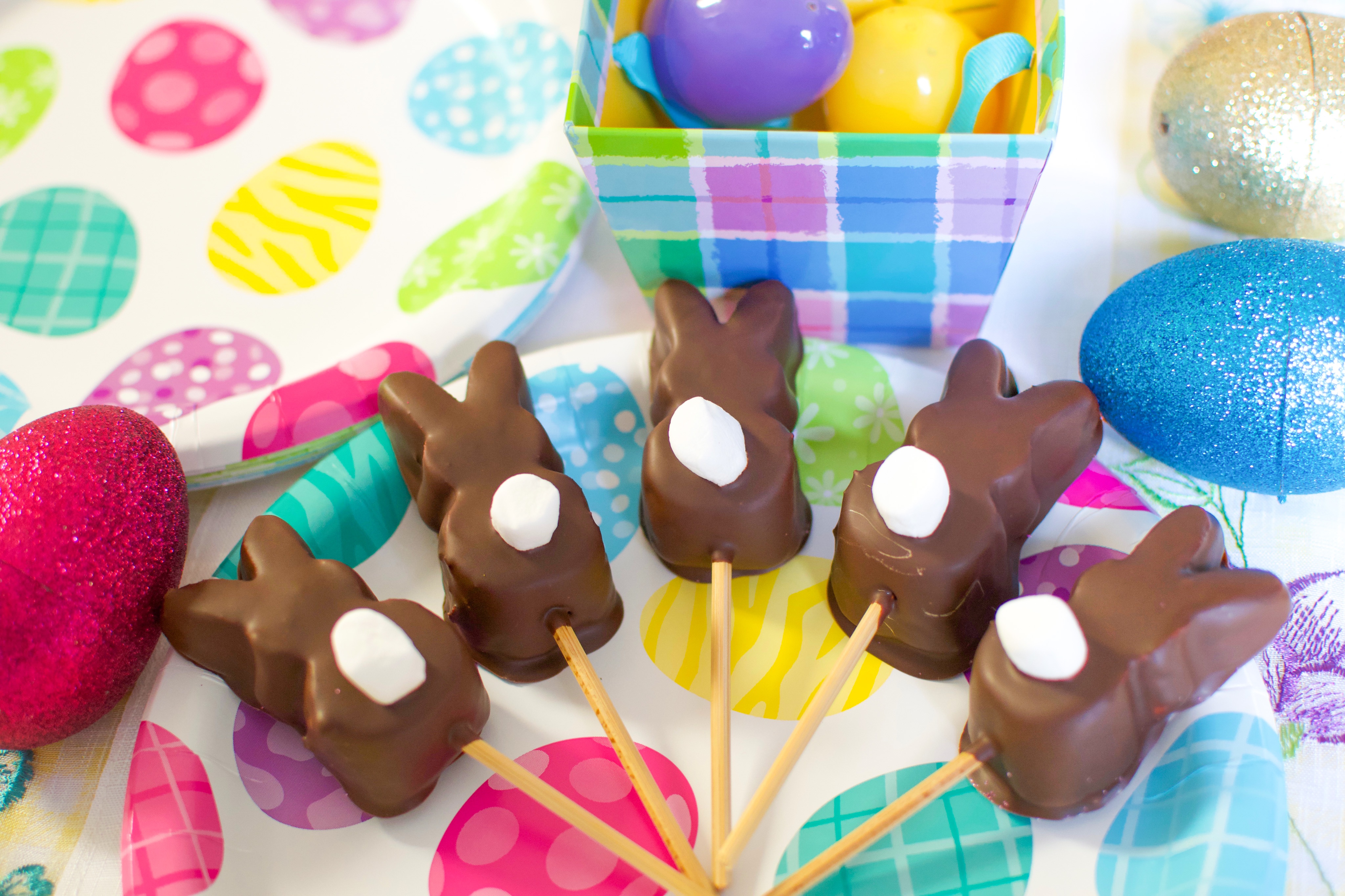 Chocolate Covered Easter Peeps Pops Treat